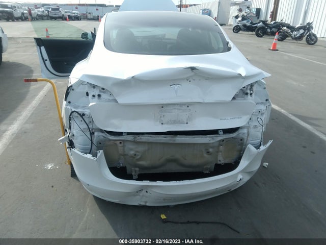 Tesla Model 3 Long Range 2018 5YJ3E1EB7JF117799 Image 7