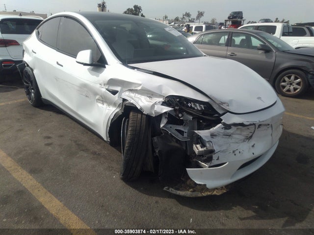 2020 Tesla Model Y, VIN: 5YJYGDEF2LF034885