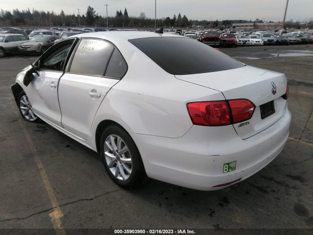 2011 VOLKSWAGEN JETTA SEDAN SE W VIN: 3VWDZ7AJ2BM328895