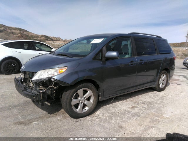 2015 TOYOTA SIENNA LE VIN: 5TDKK3DCXFS620126