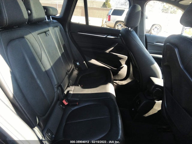 2016 BMW X1, VIN: WBXHT3Z35G4A50328