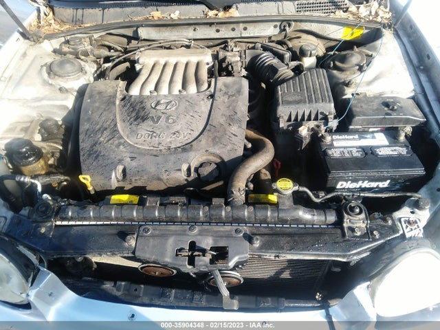 2002 HYUNDAI SONATA GLS/LX VIN: KMHWF35H72A524263
