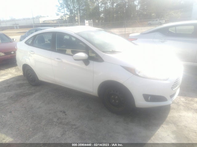 2016 Ford Fiesta, VIN: 3FADP4AJ1GM110905