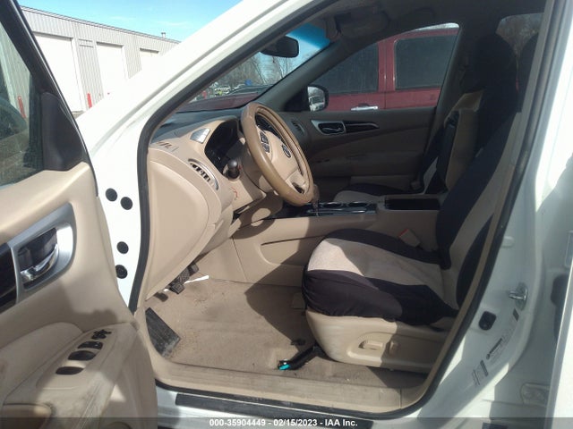 2015 Nissan Pathfinder, VIN: 5N1AR2MN4FC651288