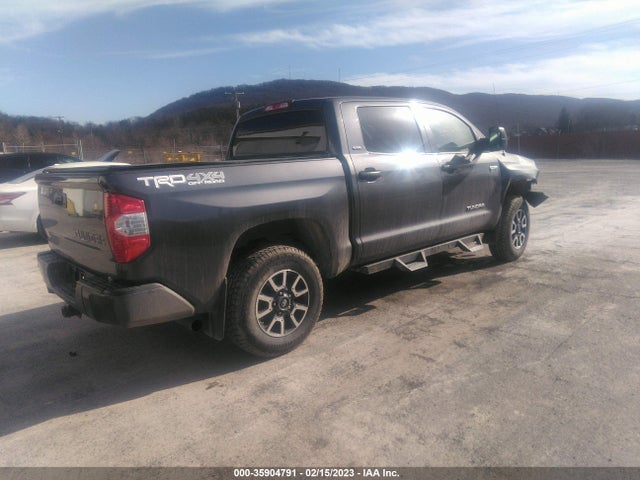 2018 Toyota Tundra, VIN: 5TFDY5F11JX765136