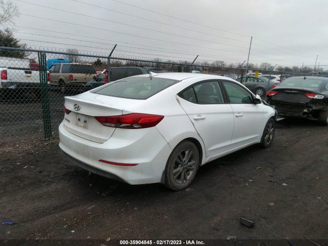 2018 HYUNDAI ELANTRA SEL VIN: 5NPD84LF3JH227642