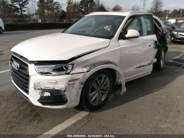 WA1HCCFS6HR017021 Audi Q3 Premium Plus