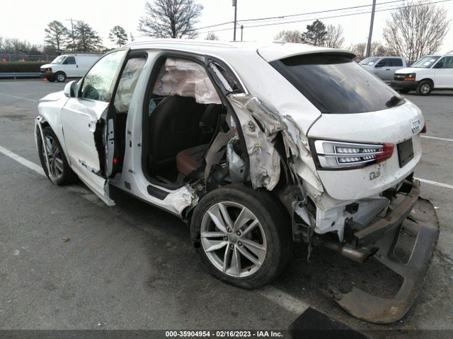 WA1HCCFS6HR017021 Audi Q3 Premium Plus