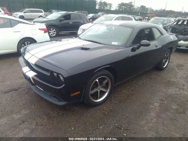Dodge CHALLENGER 2011 2B3CJ4DG7BH570926 Image 2
