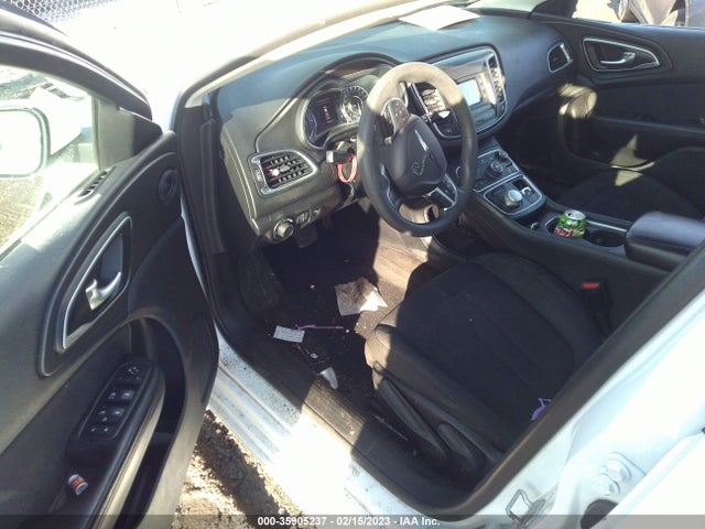 Chrysler 200 Limited 2016 1C3CCCAB0GN113180 Image 5
