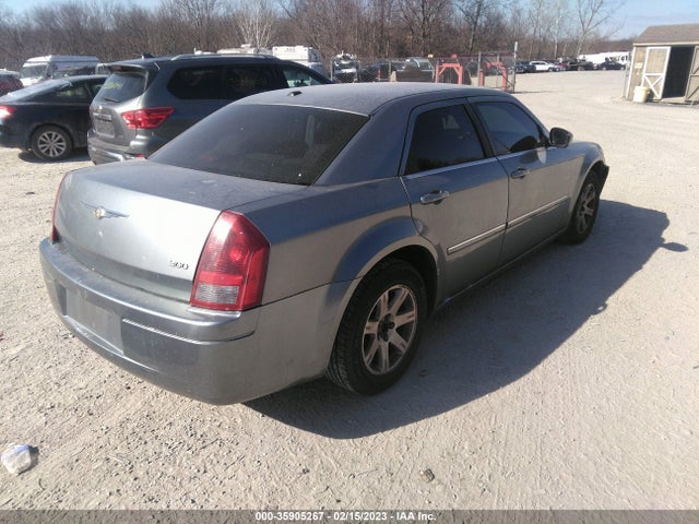 2C3LA43R17H739299 Chrysler 300