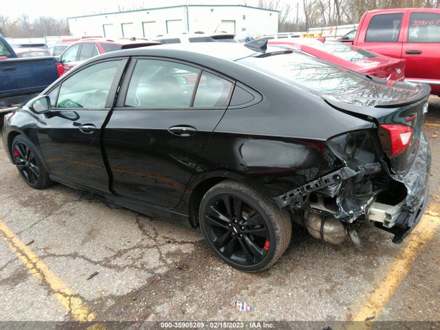 2018 Chevrolet Cruze, VIN: 1G1BE5SM0J7142955