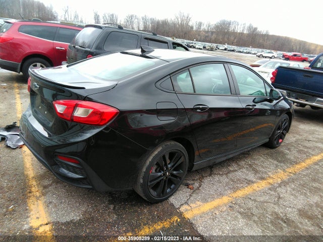 2018 Chevrolet Cruze, VIN: 1G1BE5SM0J7142955
