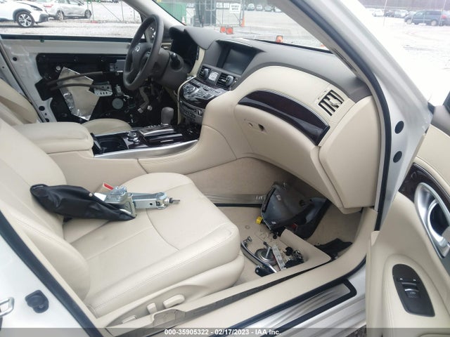 2019 Infiniti Q70, VIN: JN1BY1AP7KM505342
