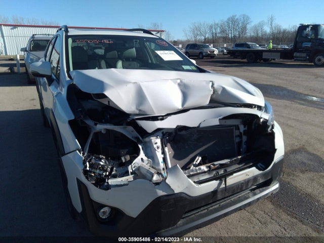 JF2GTHMC3M8204017 Subaru Crosstrek Limited