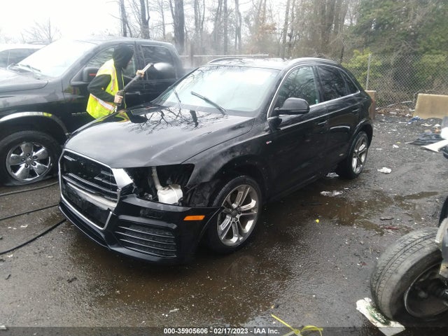 WA1GCCFS5HR001100 Audi Q3 Prestige