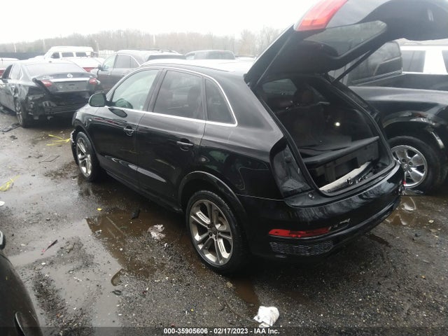 WA1GCCFS5HR001100 Audi Q3 Prestige