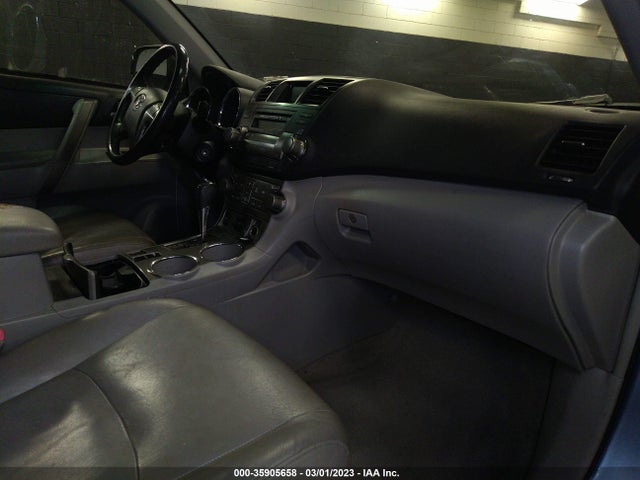 2008 TOYOTA HIGHLANDER SPORT VIN: JTEES43AX82070838