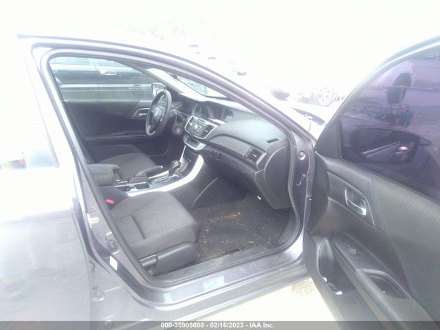 2015 Honda Accord, VIN: 1HGCR2F35FA270829