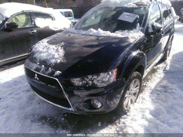 JA4JT3AW2CU025392 Mitsubishi Outlander Se