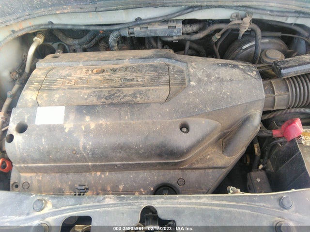 2004 HONDA PILOT EX VIN: 2HKYF18554H614266