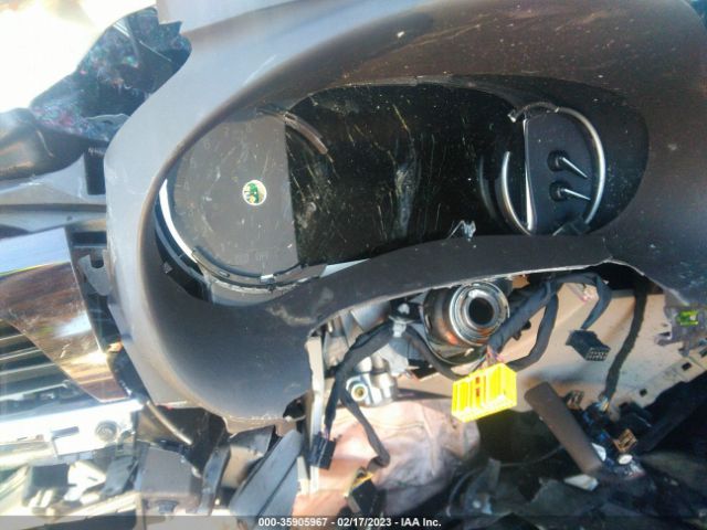 1G4ZP5SSXHU168355 Buick Lacrosse Essence