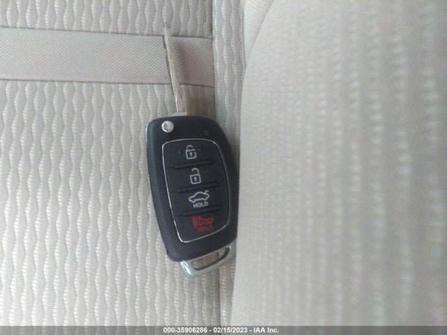 Hyundai SONATA SE 2017 5NPE24AFXHH488933 Image 3