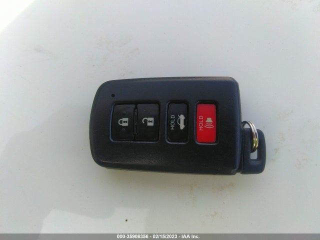 Toyota AVALON LIMITED 2014 4T1BK1EB0EU117334 Image 3