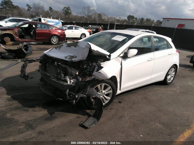 Hyundai ELANTRA GT 2014 KMHD35LH1EU171973 Image 2
