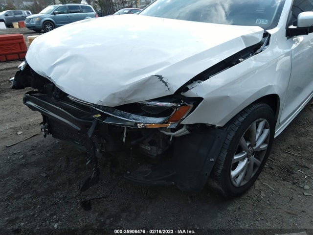3VWD07AJXEM298222 Volkswagen Jetta Sedan Se
