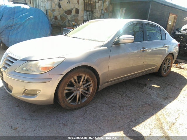 Hyundai Genesis 2011 KMHGC4DF5BU115132 Image 2