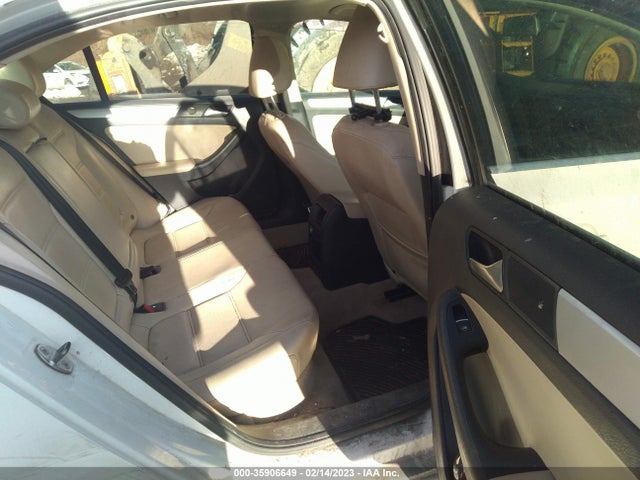 3VWDP7AJ7DM380015 Volkswagen Jetta Sedan Se W/convenience/sunroof