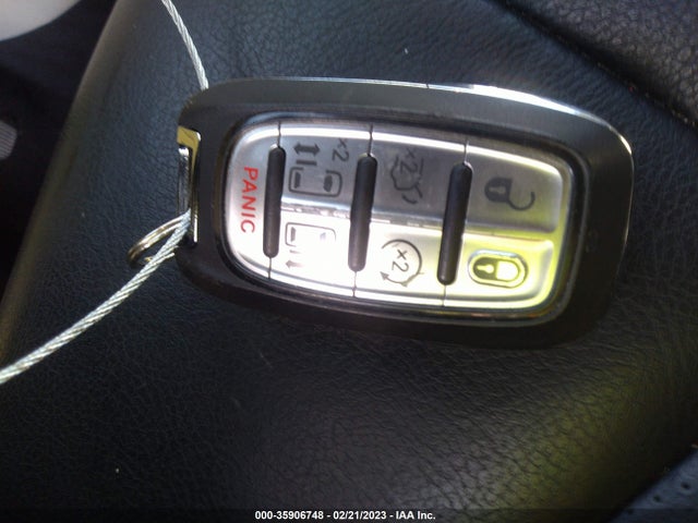 Chrysler Pacifica 2021 2C4RC1L77MR597043 Image 3