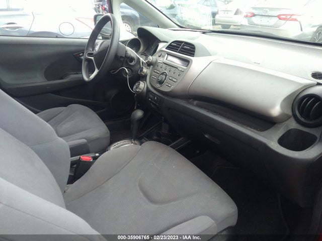 Honda Fit 2010 JHMGE8H27AC016800 Image 6