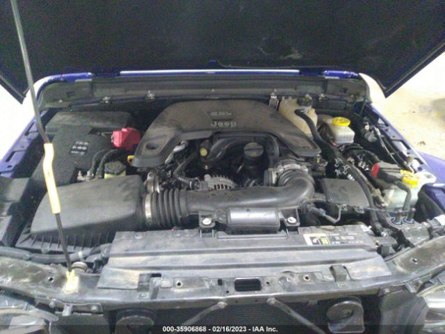 1C4HJXEG5JW243672 Jeep Wrangler Unlimited Sahara