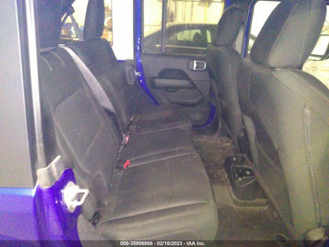 1C4HJXEG5JW243672 Jeep Wrangler Unlimited Sahara