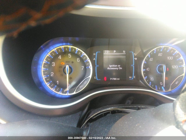 2C4RC1BG2HR534245 Chrysler Pacifica Touring-l