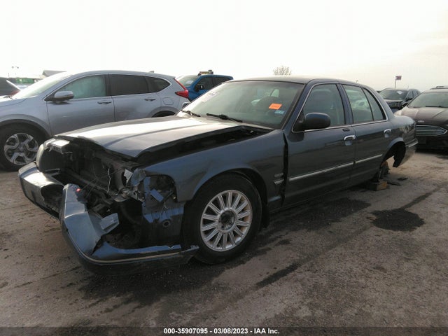 2011 MERCURY GRAND MARQUIS LS VIN: 2MEBM7FV3BX606131