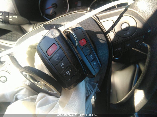 2021 TOYOTA RAV4 XLE VIN: 2T3W1RFV5MC154107
