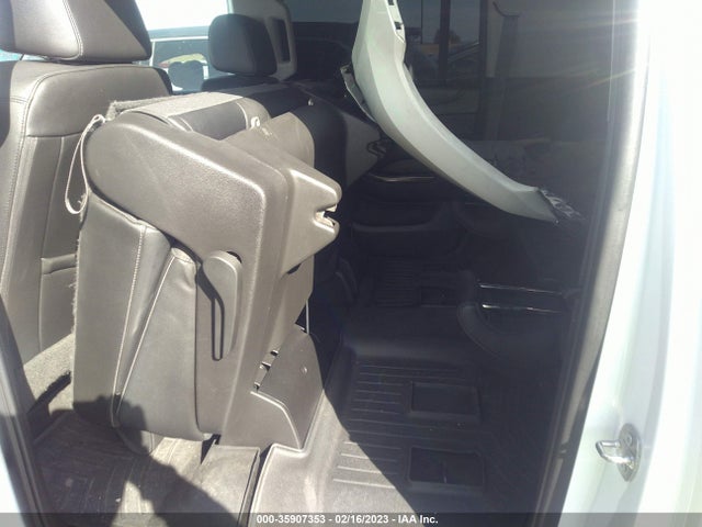 Chevrolet Suburban Lt 2017 1GNSKHKC4HR179215 Image 10