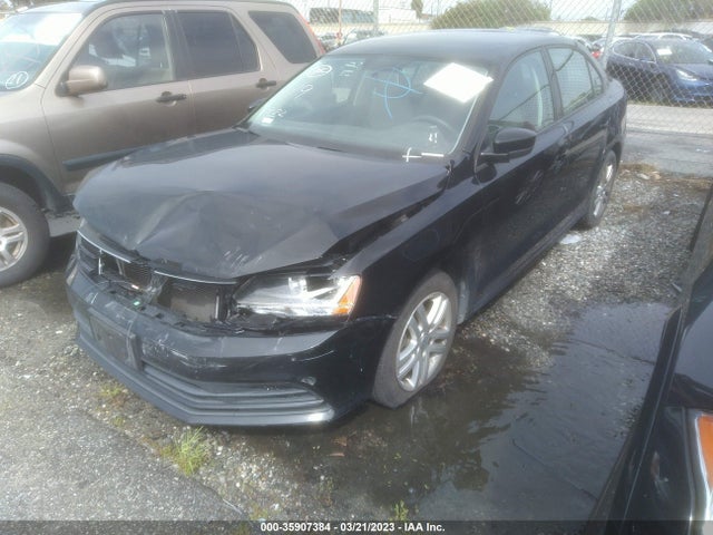 3VW2B7AJ3JM262285 Volkswagen Jetta 1.4t S