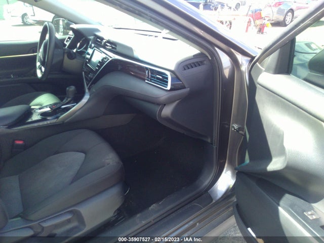 2018 Toyota Camry, VIN: 4T1B31HK8JU505964