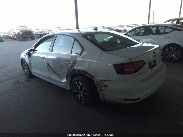 2018 Volkswagen Jetta, VIN: 3VWDB7AJ4JM218319