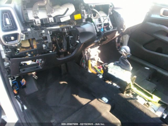 5XYRG4LC3MG050830 KIA SORENTO LX