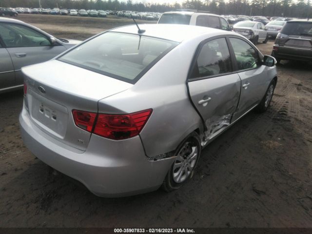 KNAFU4A21A5807277 KIA FORTE EX