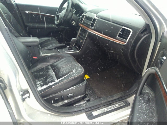 Lincoln MKZ 2010 3LNHL2GC8AR644817 Image 5