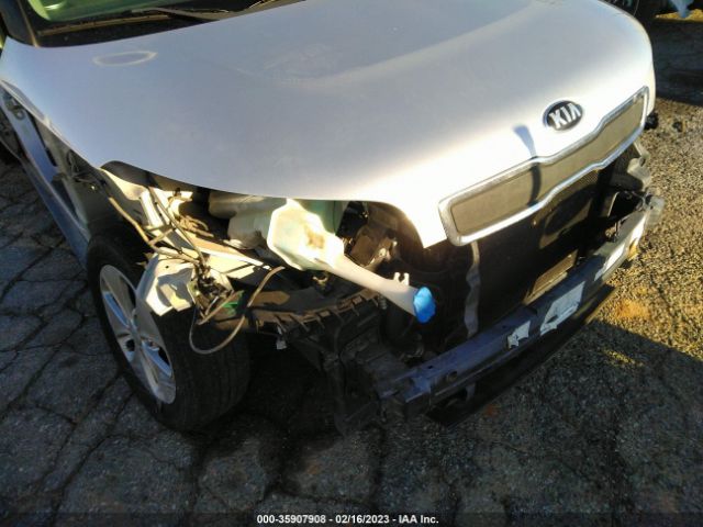 KNDJN2A21G7864820 KIA Soul Base