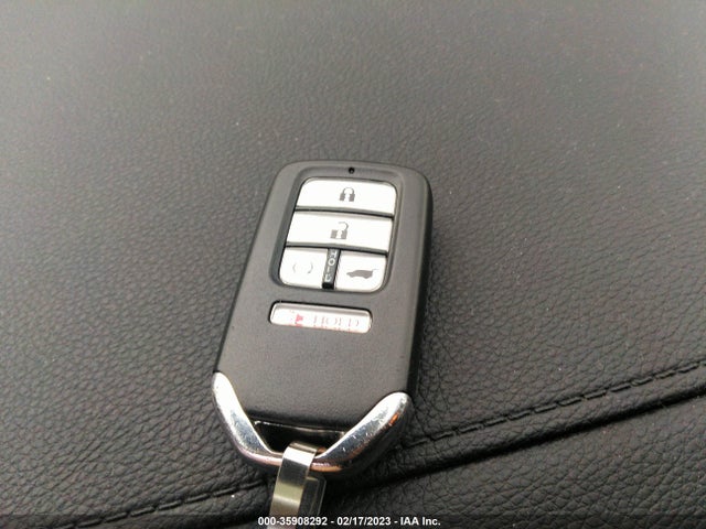 Honda Pilot Touring 2016 5FNYF5H97GB046549 Image 11