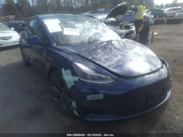 2022 5YJ3E1EA7NF371526 main image