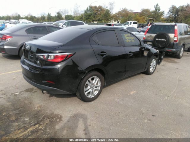 3MYDLBZV9GY119752 Scion IA